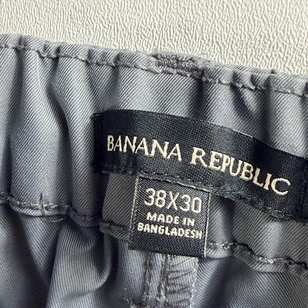 Banana Republic Mens Gray Performance Chino Pants 38x30 Elastic Waist 1951119